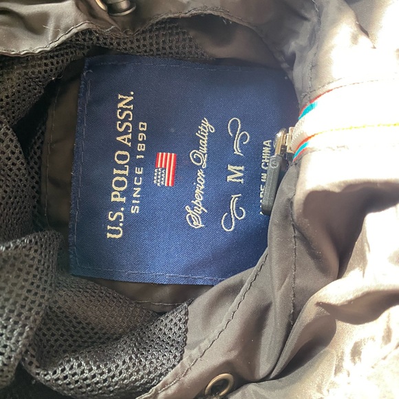 Polo Windbreaker - Picture 3 of 3